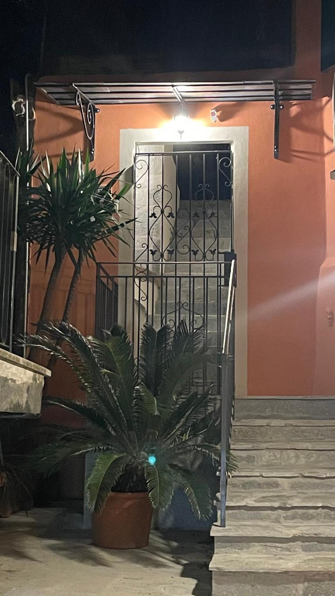 Nice House Near Park And Sea Γένοβα Εξωτερικό φωτογραφία